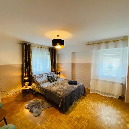 Clicktheflat Solidarnosci City Center Apart Rooms วอร์ซอ ภายนอก รูปภาพ
